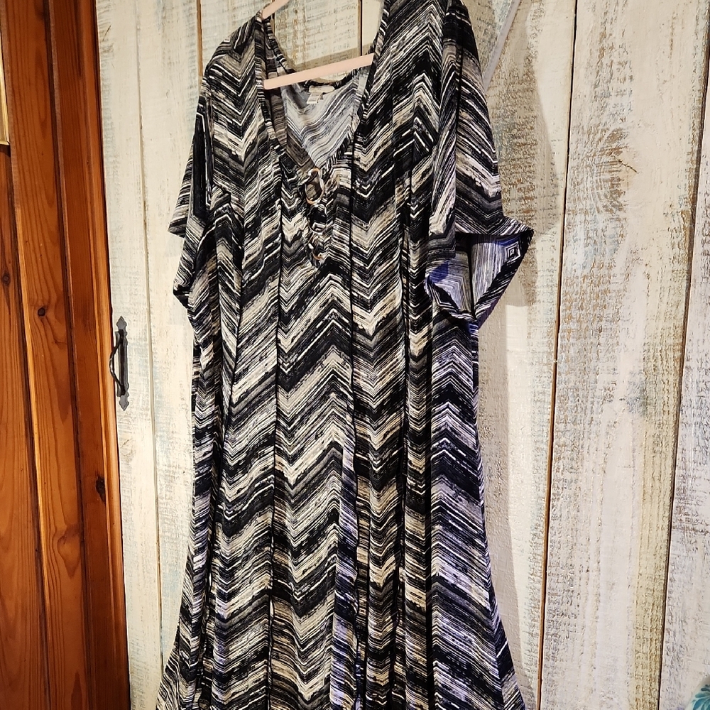 Cato Monochrome Zigzag Midi Dress